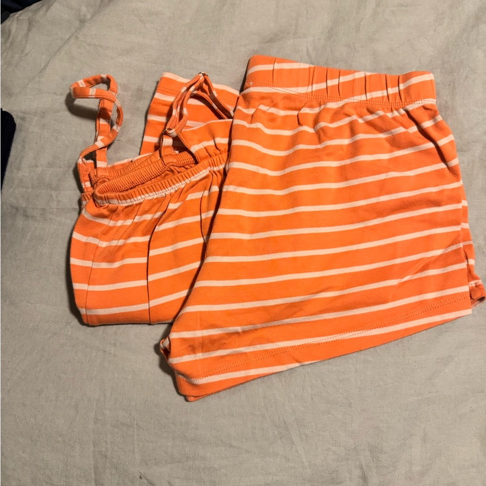 Lake Pima ruffle short set